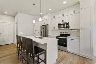 421 E Penny Ln, Clearfield, UT 84015 - Photo 8