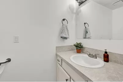 2617 W Donnawood Cir S, Salt Lake City, UT 84129 - Photo 10