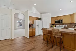 527 E 2500 N, North Ogden, UT 84414 - Photo 8