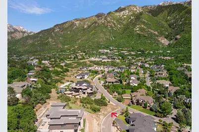 1 E Carriagewood Cv S #1090, Sandy, UT 84092 - Photo 2