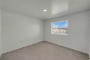 359 S Deep Creek Dr, Washington, UT 84780 - Photo 10