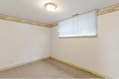 2568 W 5225 S, Roy, UT 84067 - Photo 16