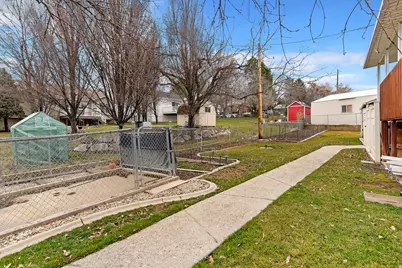 2568 W 5225 S, Roy, UT 84067 - Photo 22