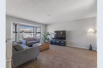 22 E 525 N, Layton, UT 84041 - Photo 10