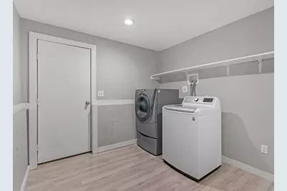 22 E 525 N, Layton, UT 84041 - Photo 18