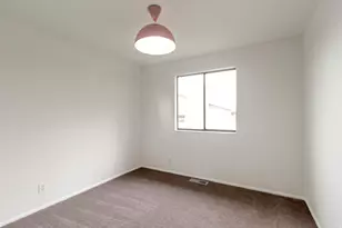 359 E 700 S, Farmington, UT 84025 - Photo 18