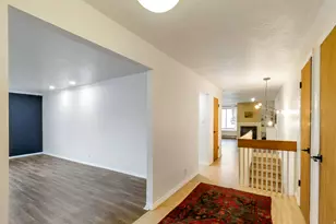 359 E 700 S, Farmington, UT 84025 - Photo 2