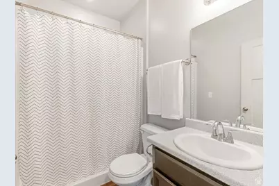 341 N 680 E, Vineyard, UT 84059 - Photo 10