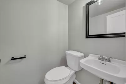 239 N Main St, Saint George, UT 84770 - Photo 14