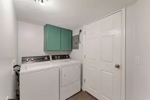 2328 W Stephen Ln S, Riverton, UT 84065 - Photo 18