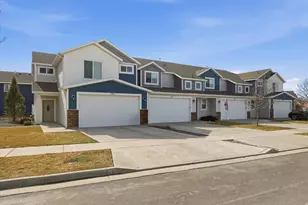 1382 E 340 S, Hyrum, UT 84319 - Photo 46