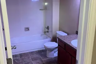 895 S Main St, Layton, UT 84041 - Photo 10