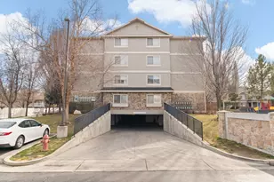 1230 E Privet Dr S, Cottonwood Heights, UT 84121 - Photo 32