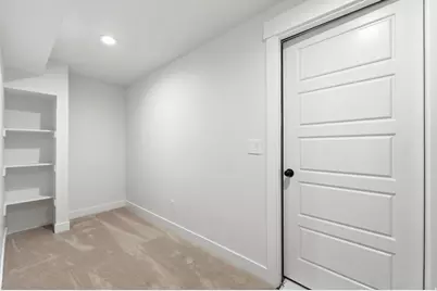 370 W Parkway Dr, Kaysville, UT 84037 - Photo 34