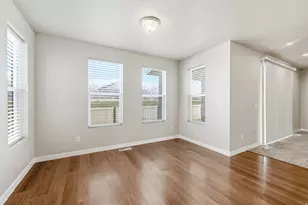 370 W Pkwy Dr, Kaysville, UT 84037 - Photo 14