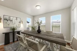 370 W Pkwy Dr, Kaysville, UT 84037 - Photo 4