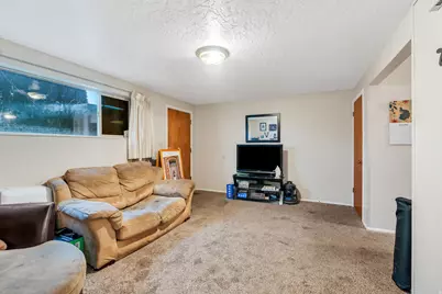1121 S 50 E, Orem, UT 84058 - Photo 22