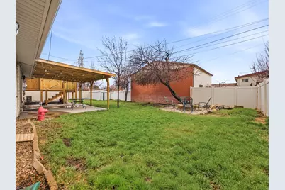 184 S Woodland Dr E, Orem, UT 84097 - Photo 22