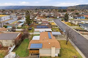 184 S Woodland Dr E, Orem, UT 84097 - Photo 26