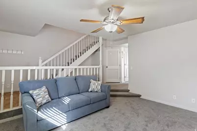 1198 W 4400 S #V, Riverdale, UT 84405 - Photo 6