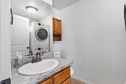 1198 W 4400 S #V, Riverdale, UT 84405 - Photo 18
