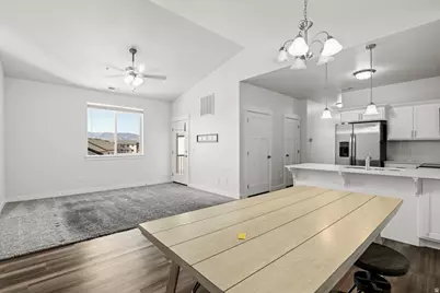 742 N 260 W #MM304, Vineyard, UT 84059 - Photo 6