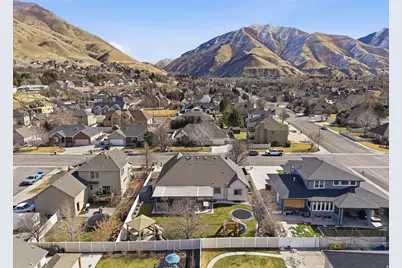 1092 S Valley Sage Dr E, Springville, UT 84663 - Photo 34