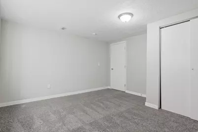 2395 W Longmeadow Dr S, Taylorsville, UT 84129 - Photo 16