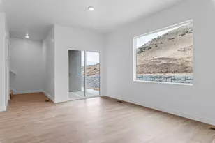 469 E Levengrove Dr, Lehi, UT 84048 - Photo 12