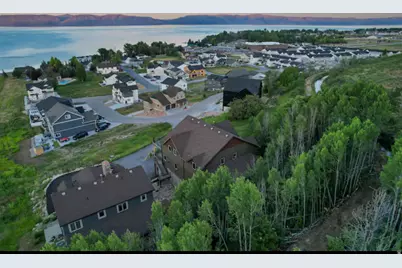 705 N Lochwood Vw, Garden City, UT 84028 - Photo 86