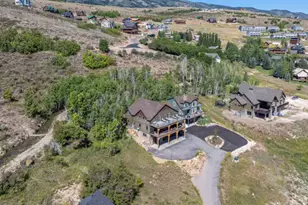 705 N Lochwood View, Garden City, UT 84028 - Photo 88