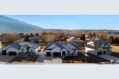 2257 E Parkside Cir S, South Ogden, UT 84403 - Photo 42