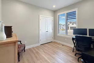 2257 E Parkside Cir S, South Ogden, UT 84403 - Photo 18