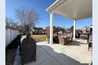 2257 E Parkside Cir S, South Ogden, UT 84403 - Photo 34