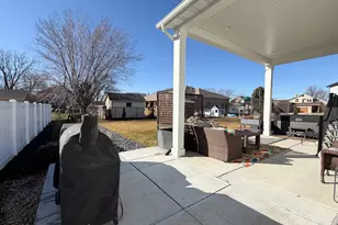 2257 E Parkside Cir S, South Ogden, UT 84403 - Photo 34