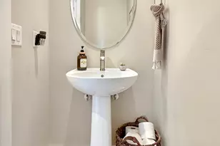 2257 E Parkside Cir S, South Ogden, UT 84403 - Photo 24