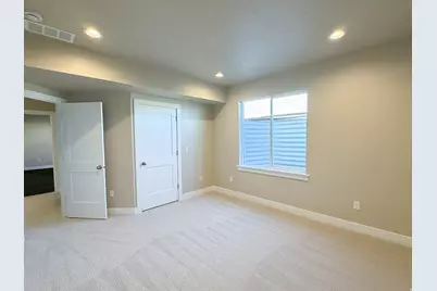 2257 E Parkside Cir S, South Ogden, UT 84403 - Photo 28