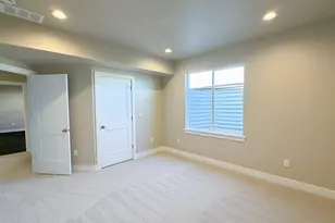 2257 E Parkside Cir S, South Ogden, UT 84403 - Photo 28