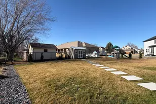 2257 E Parkside Cir S, South Ogden, UT 84403 - Photo 32