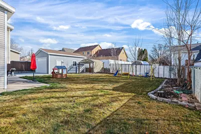 759 W 1580 N, Clinton, UT 84015 - Photo 28