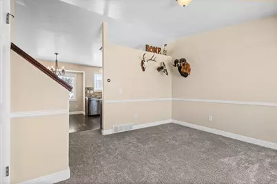 759 W 1580 N, Clinton, UT 84015 - Photo 8