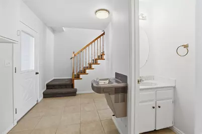 255 E 400 S, Bountiful, UT 84010 - Photo 24