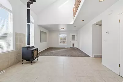 255 E 400 S, Bountiful, UT 84010 - Photo 10