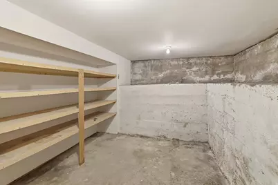 255 E 400 S, Bountiful, UT 84010 - Photo 38