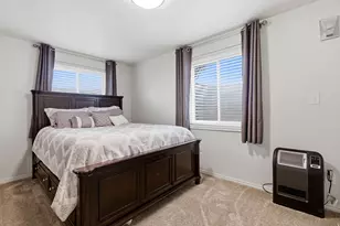 2555 W 3900 S, Roy, UT 84067 - Photo 20