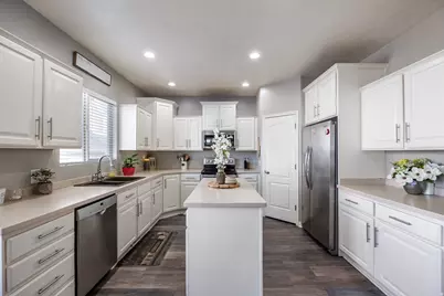 941 E Beartooth Cir S, Draper, UT 84020 - Photo 10