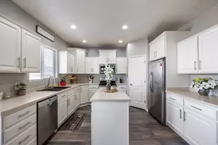 941 Beartooth Cir, Draper, UT 84020 - Photo 10