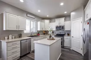 941 Beartooth Cir, Draper, UT 84020 - Photo 12