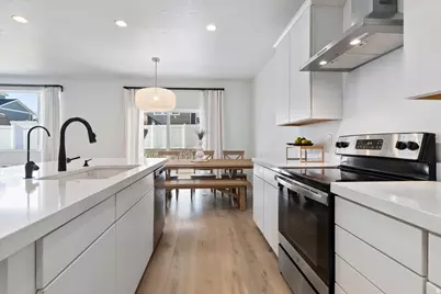 2869 S Drake Ave, Saratoga Springs, UT 84045 - Photo 14