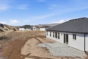 233 W 1470 S, Tremonton, UT 84337 - Photo 8